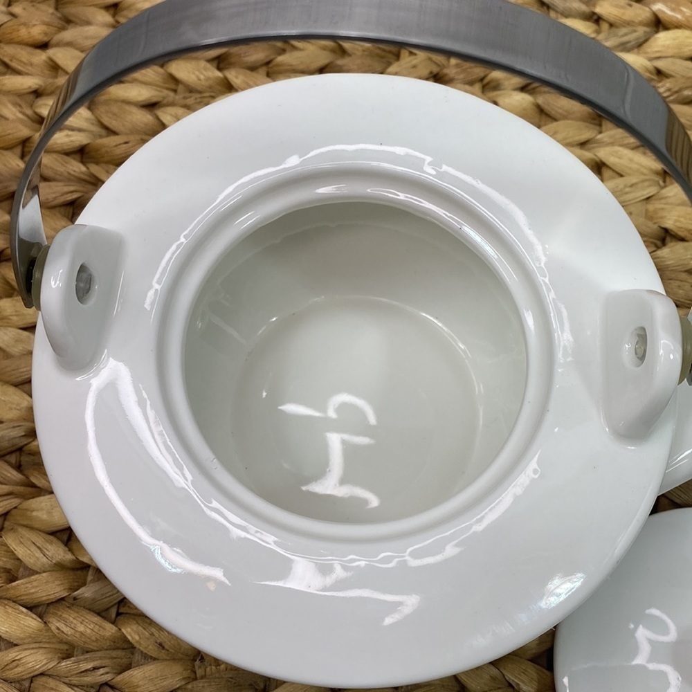 White ceramic single serve tea pot - Picture 5 of 11